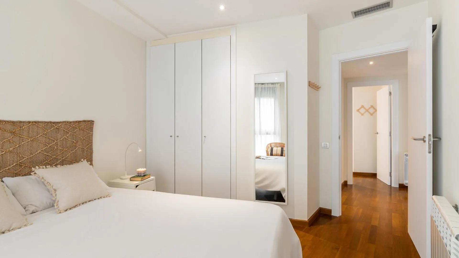Les Corts Exclusive Apartments By Olala Homes